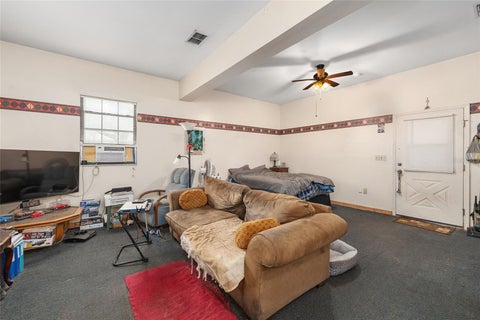 Tiny photo for 10871 SE County Road 336, Morriston, FL 32668 (MLS # OM725937)