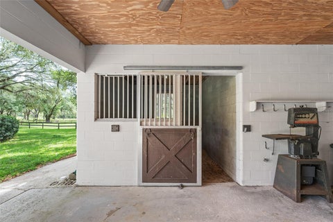 Tiny photo for 10871 SE County Road 336, Morriston, FL 32668 (MLS # OM725937)