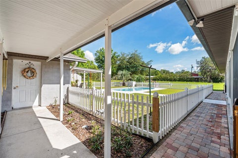 Tiny photo for 10871 SE County Road 326, Morriston, FL 32668 (MLS # OM725937)