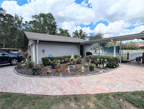 Tiny photo for 10871 SE County Road 326, Morriston, FL 32668 (MLS # OM725937)