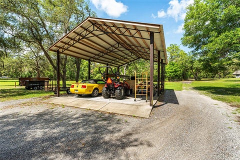 Tiny photo for 10871 SE County Road 326, Morriston, FL 32668 (MLS # OM725937)