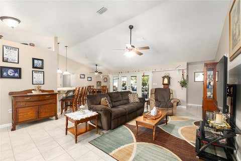 Tiny photo for 10871 SE County Road 336, Morriston, FL 32668 (MLS # OM725937)