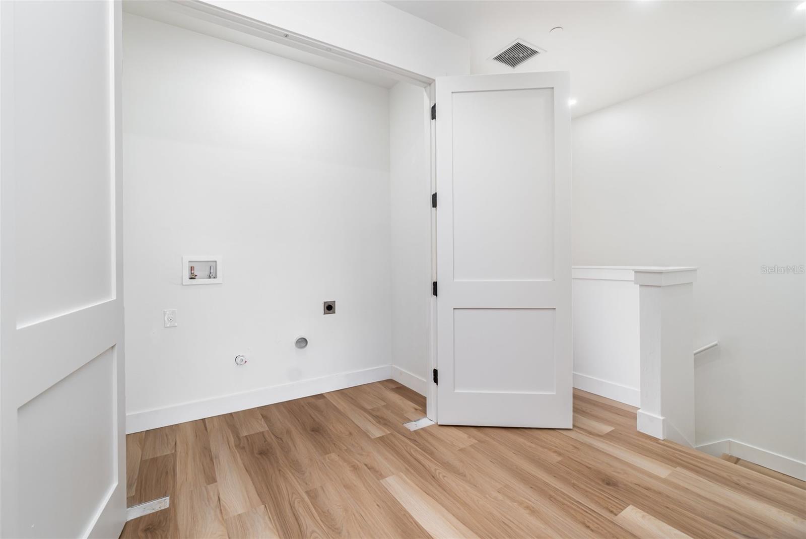 FAIRWAYVISTA TOWNHOMES - Residential