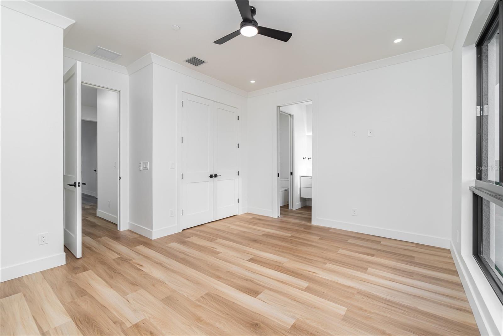 FAIRWAYVISTA TOWNHOMES - Residential