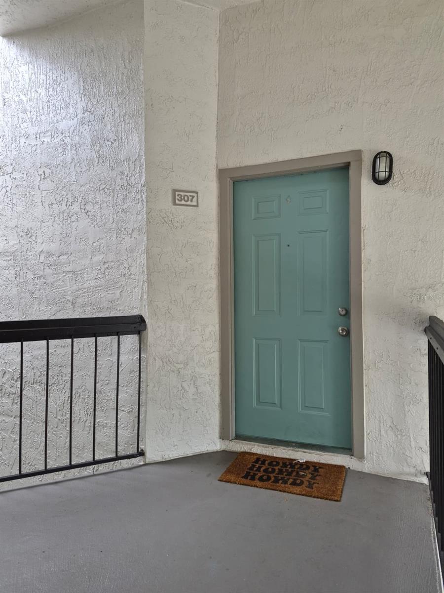 2031 CASCADES BOULEVARD 307