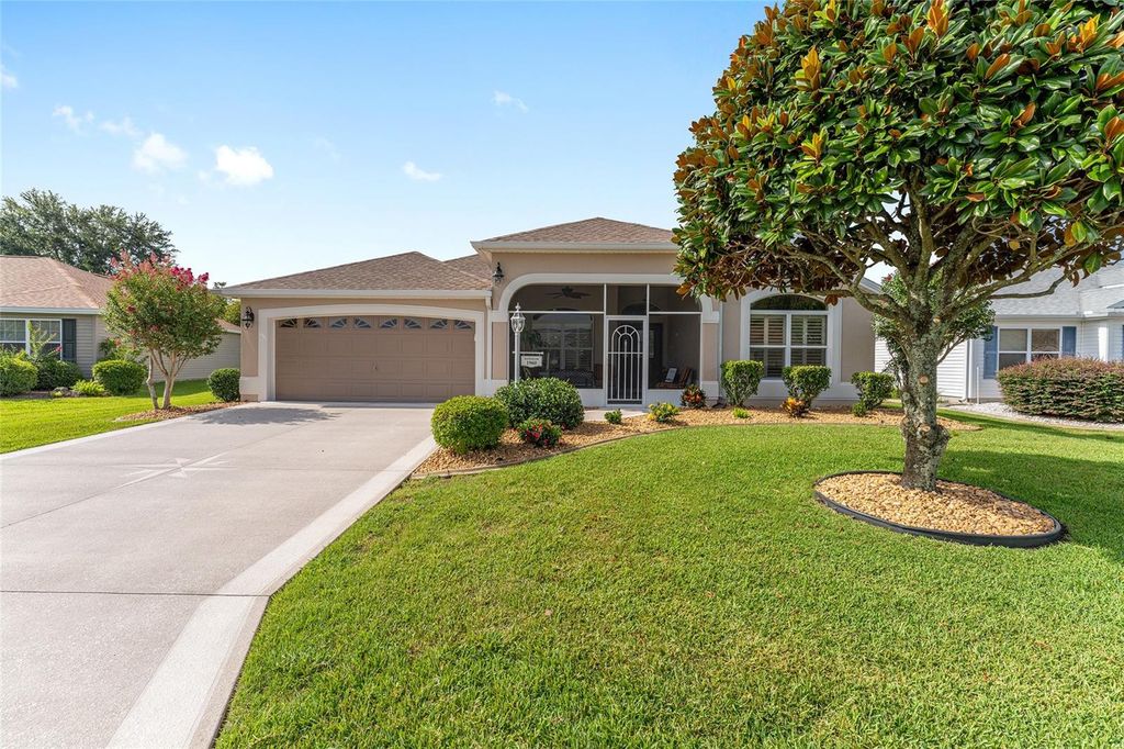 Photo of 1960 Durham Lane, The Villages, FL 32162 (MLS # G5106201)