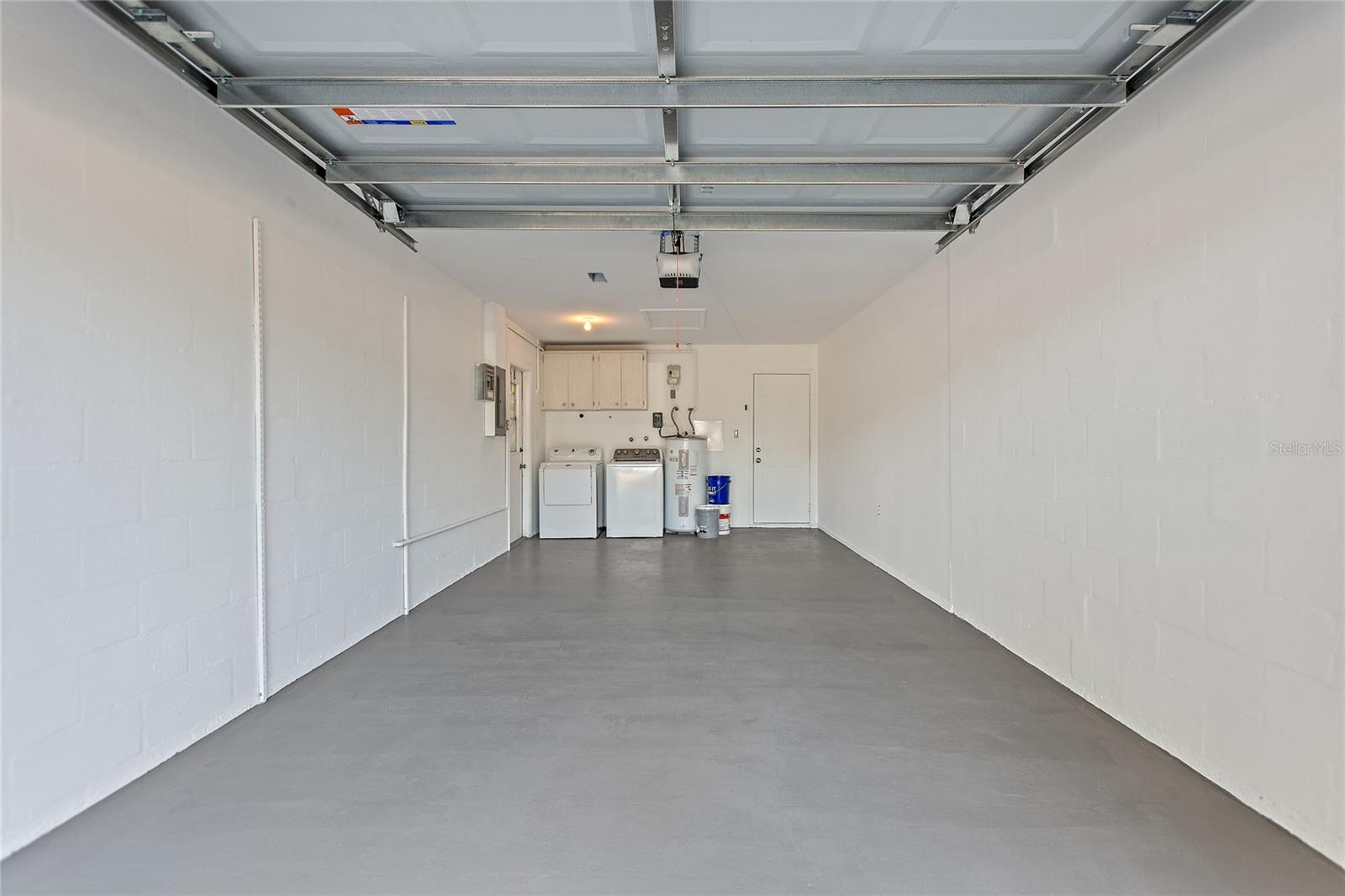 RIDGEWOOD ESTATES 17 ADD - Residential