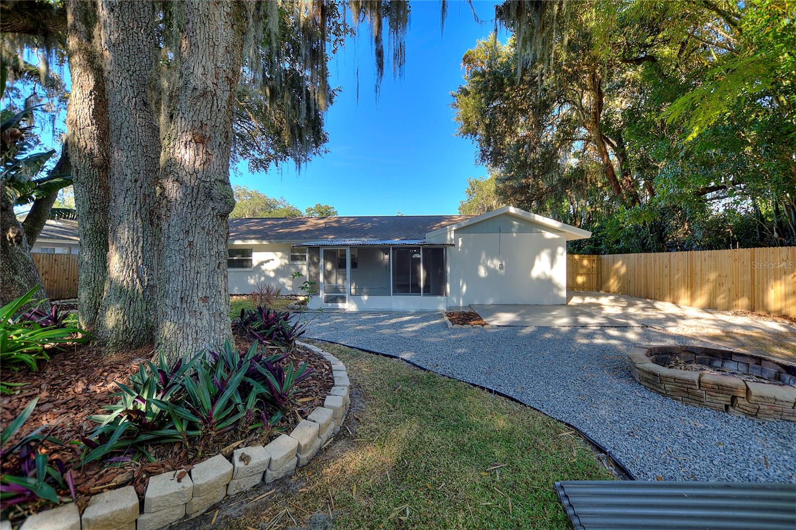 RIDGEWOOD ESTATES 17 ADD - Residential