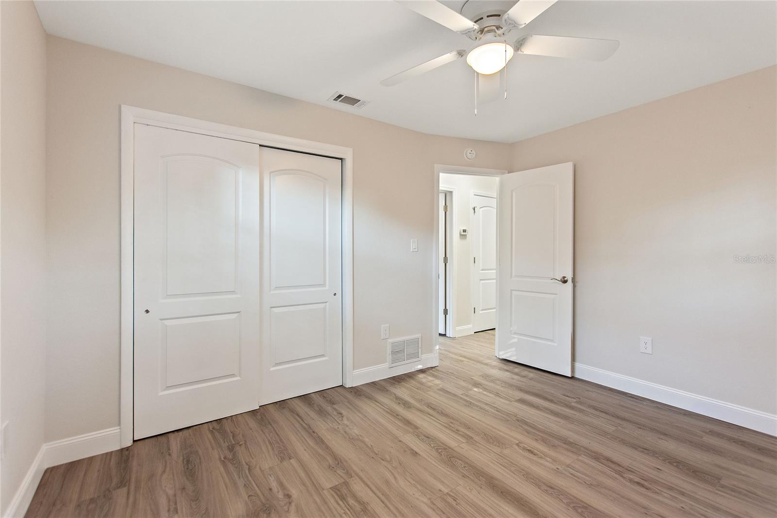 RIDGEWOOD ESTATES 17 ADD - Residential