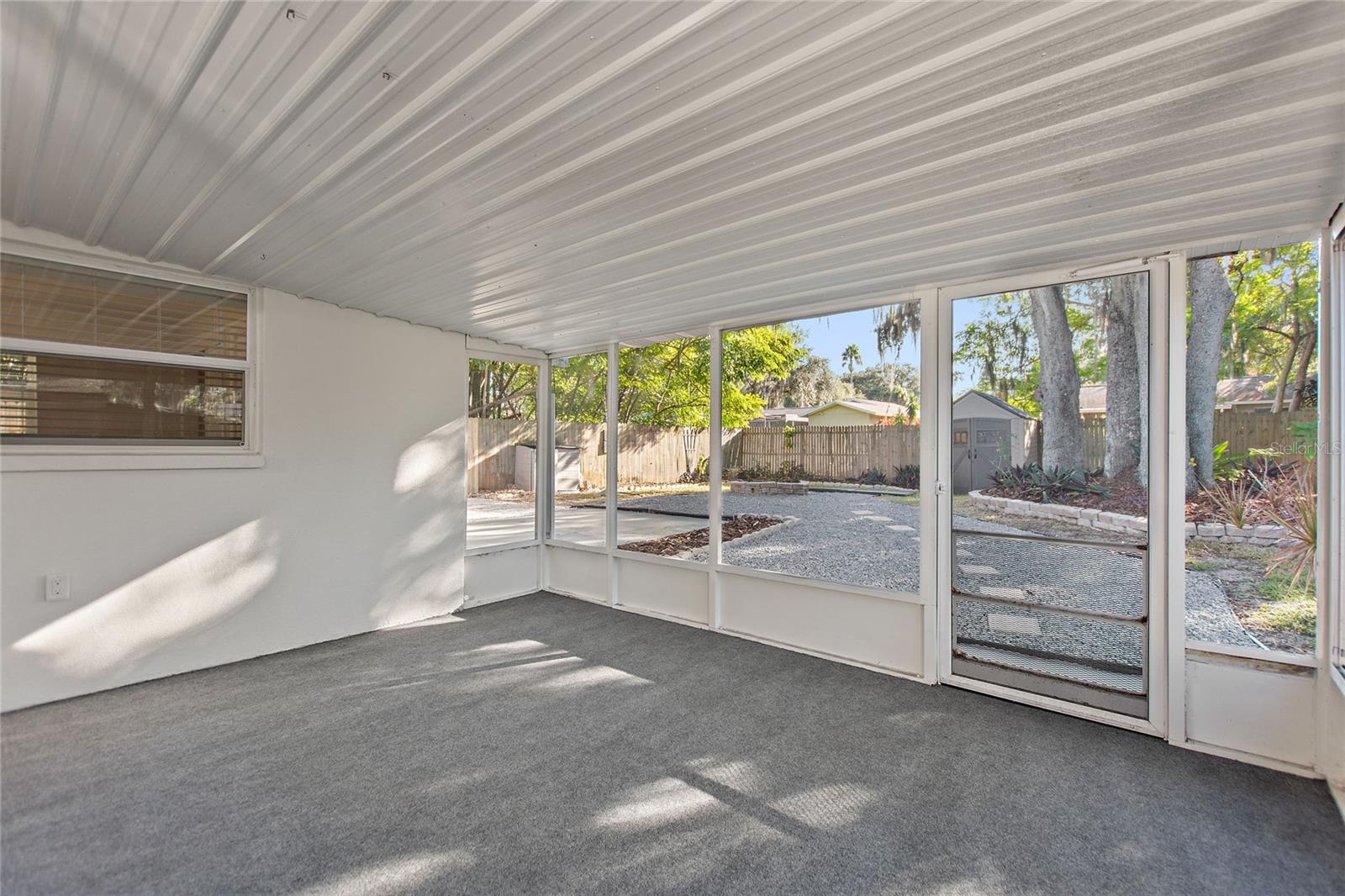 RIDGEWOOD ESTATES 17 ADD - Residential