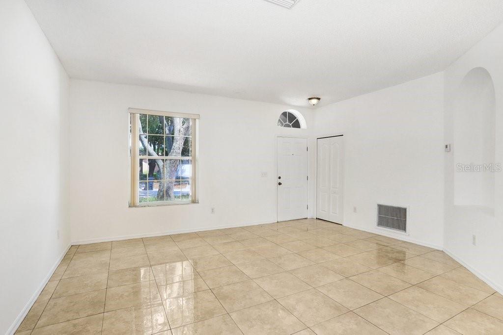 COPPER RIDGE TR E - Residential Lease