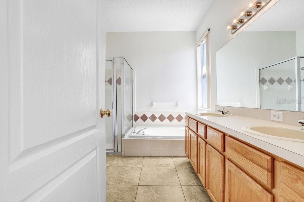 COPPER RIDGE TR E - Residential Lease