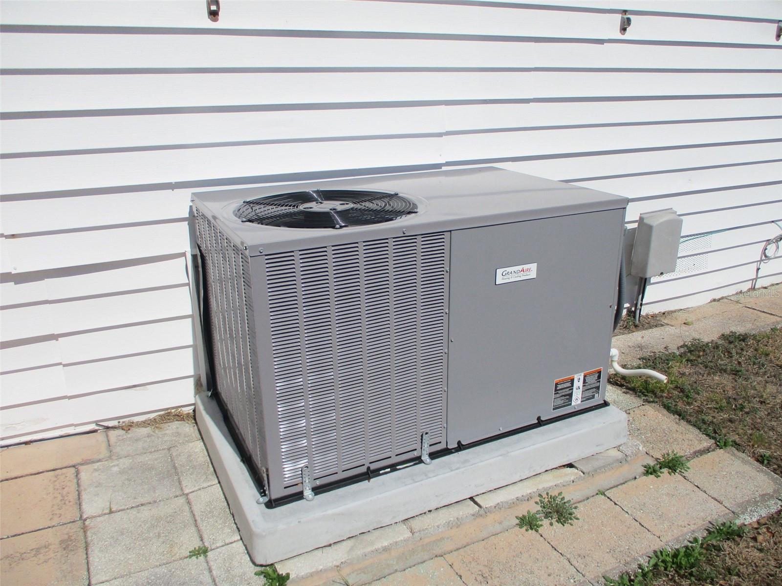 TIPPECANOE VILLAGE - Residential