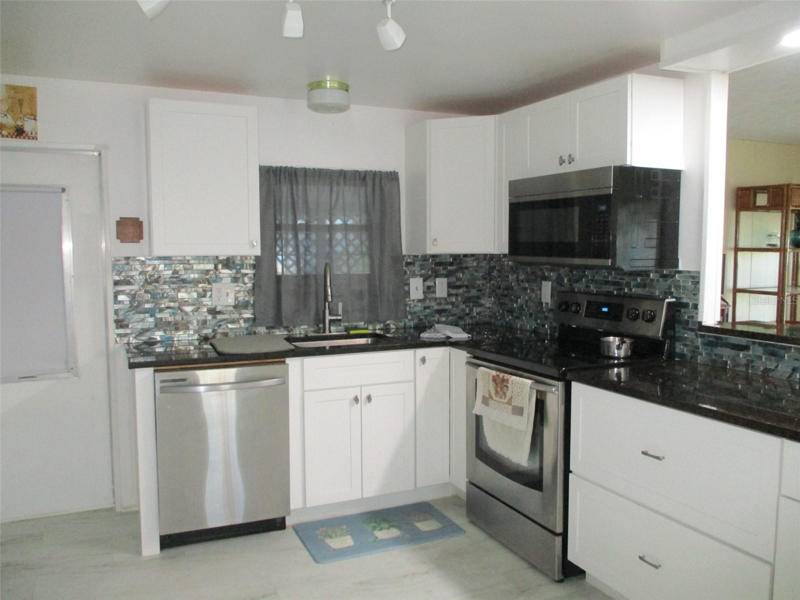 TIPPECANOE VILLAGE - Residential