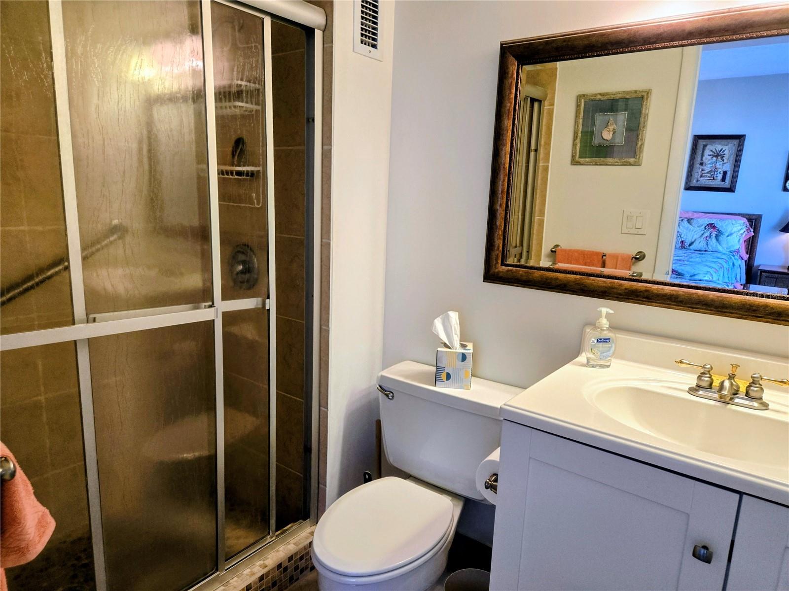 SIESTA HARBOR I - Residential