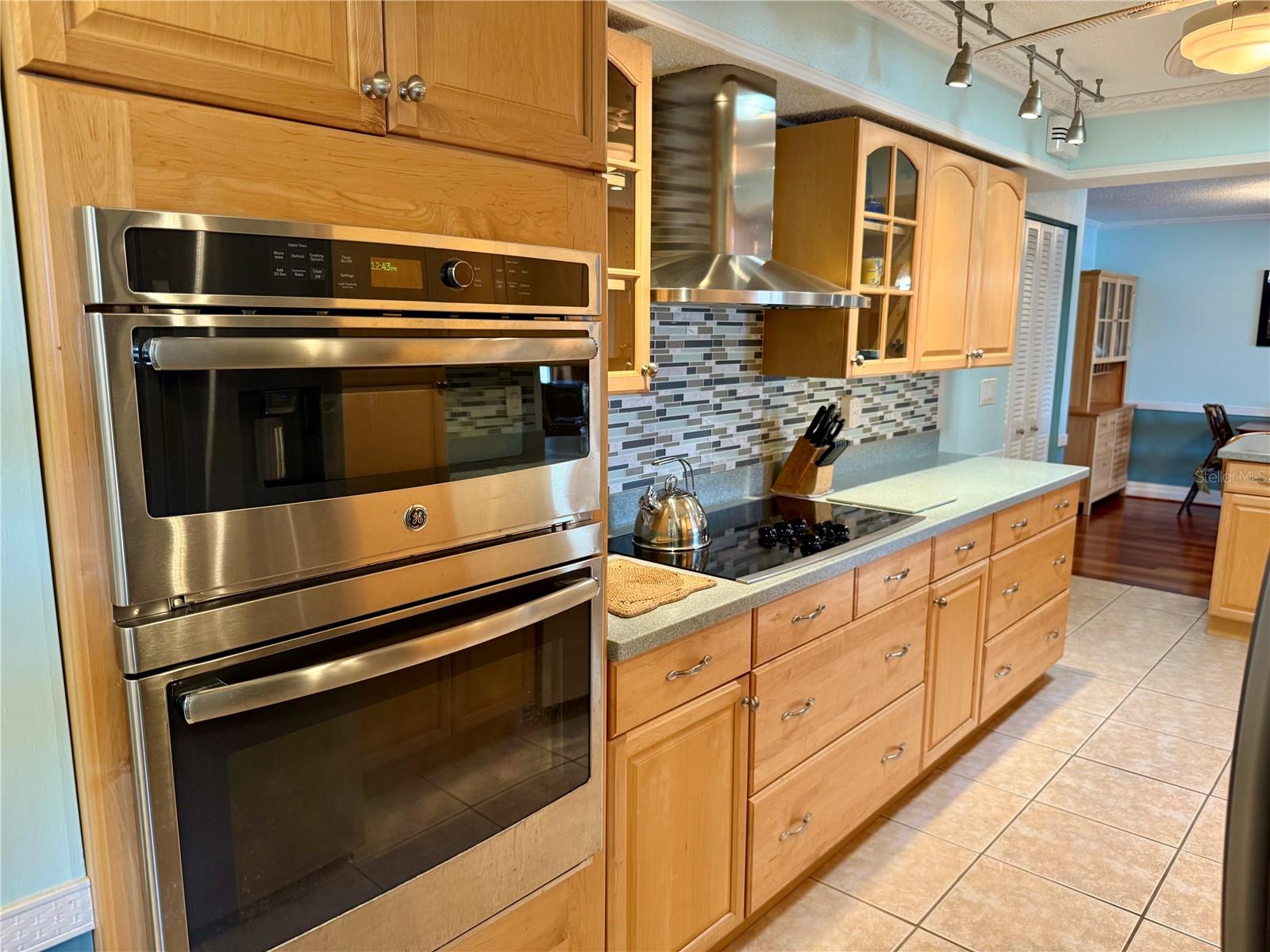 DONA BAY SHORES - Residential