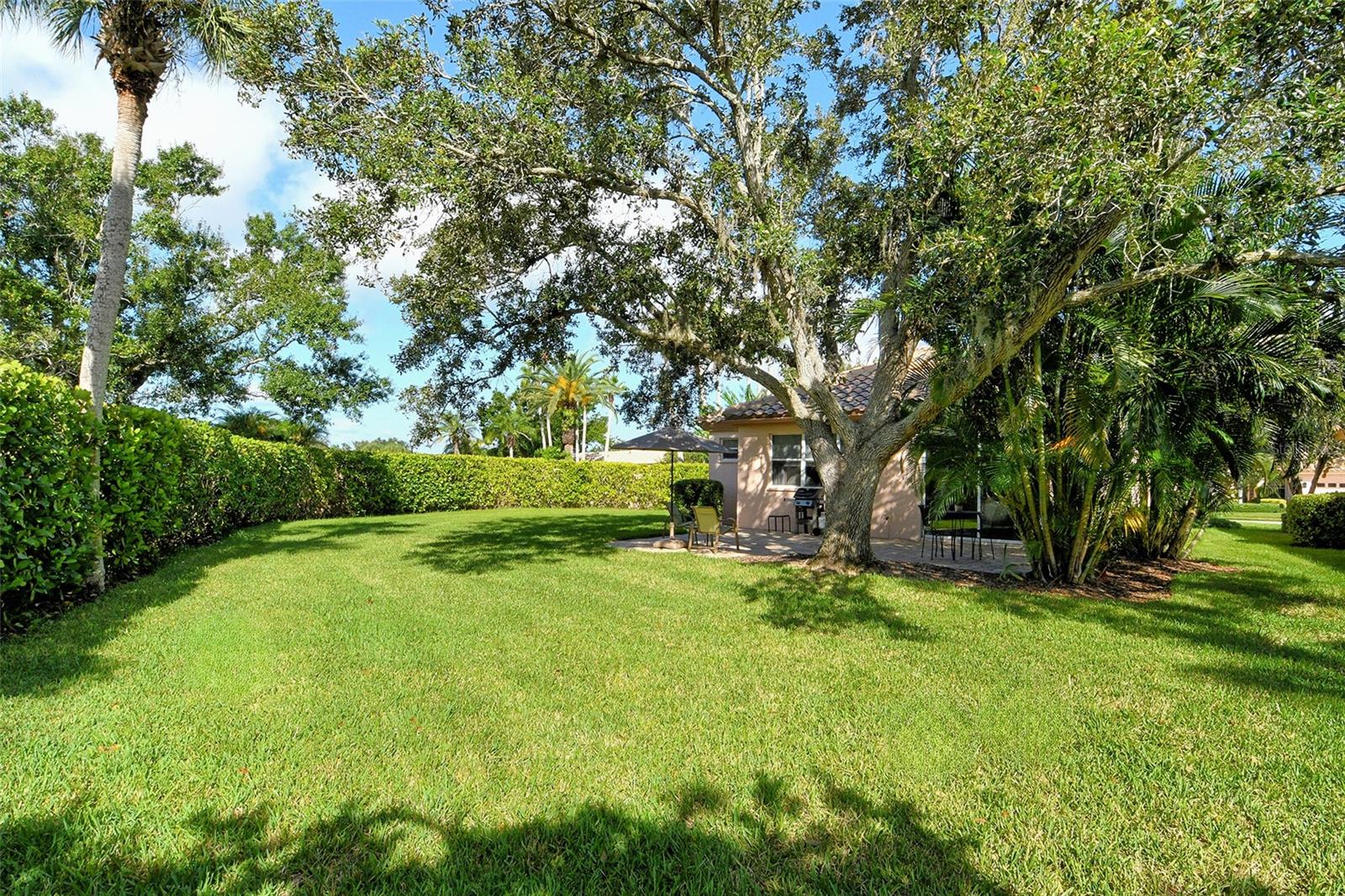 MIRA LAGO AT PALMER RANCH PH 2 - Residential