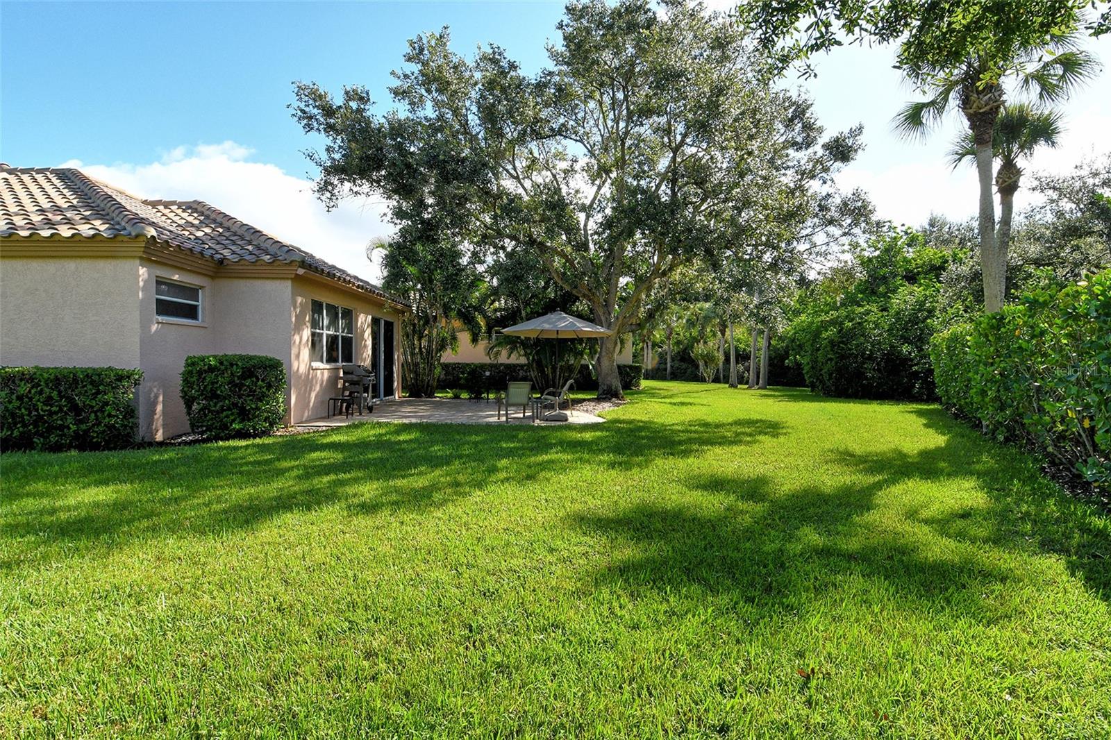 MIRA LAGO AT PALMER RANCH PH 2 - Residential