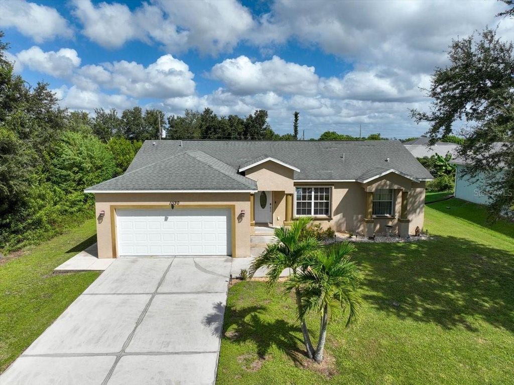 Photo of 11130 Magdalena Avenue, Englewood, FL 34224 (MLS # D6144181)
