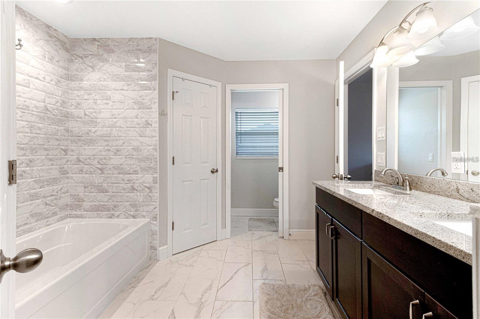 BAHIA OAKS - Residential Lease