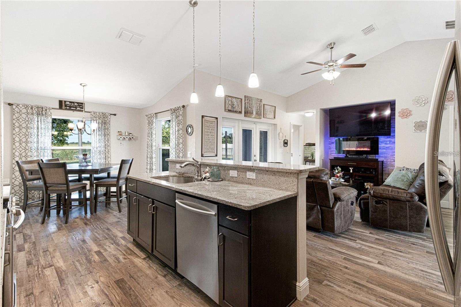 BAHIA OAKS - Residential Lease