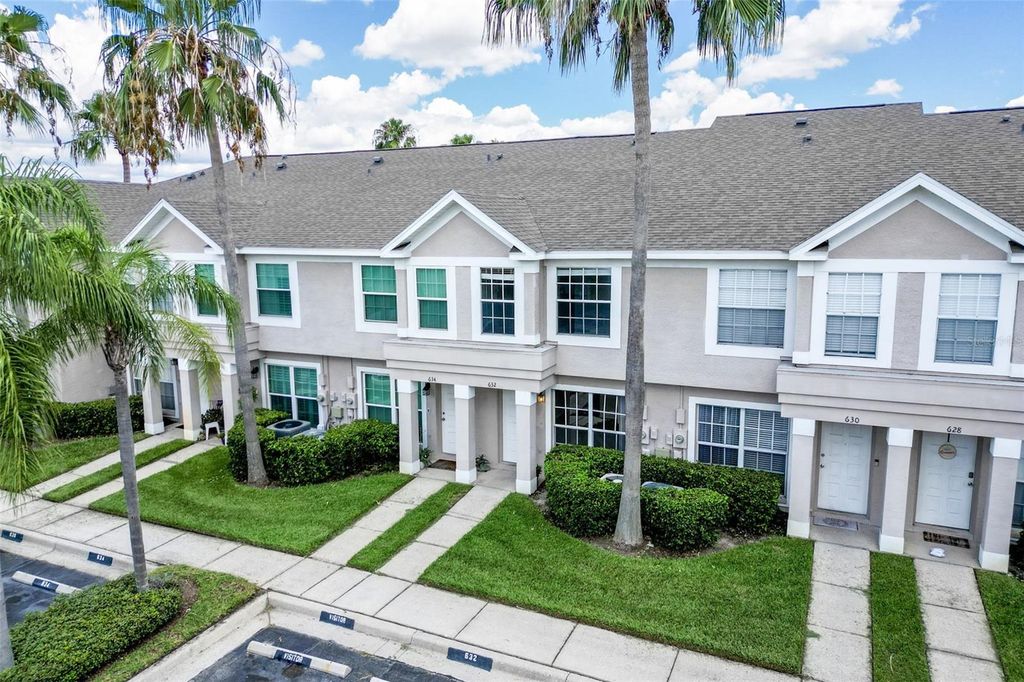 Photo of 632 Kensington Lake Cir, Brandon, FL 33511 (MLS # TB8454458)