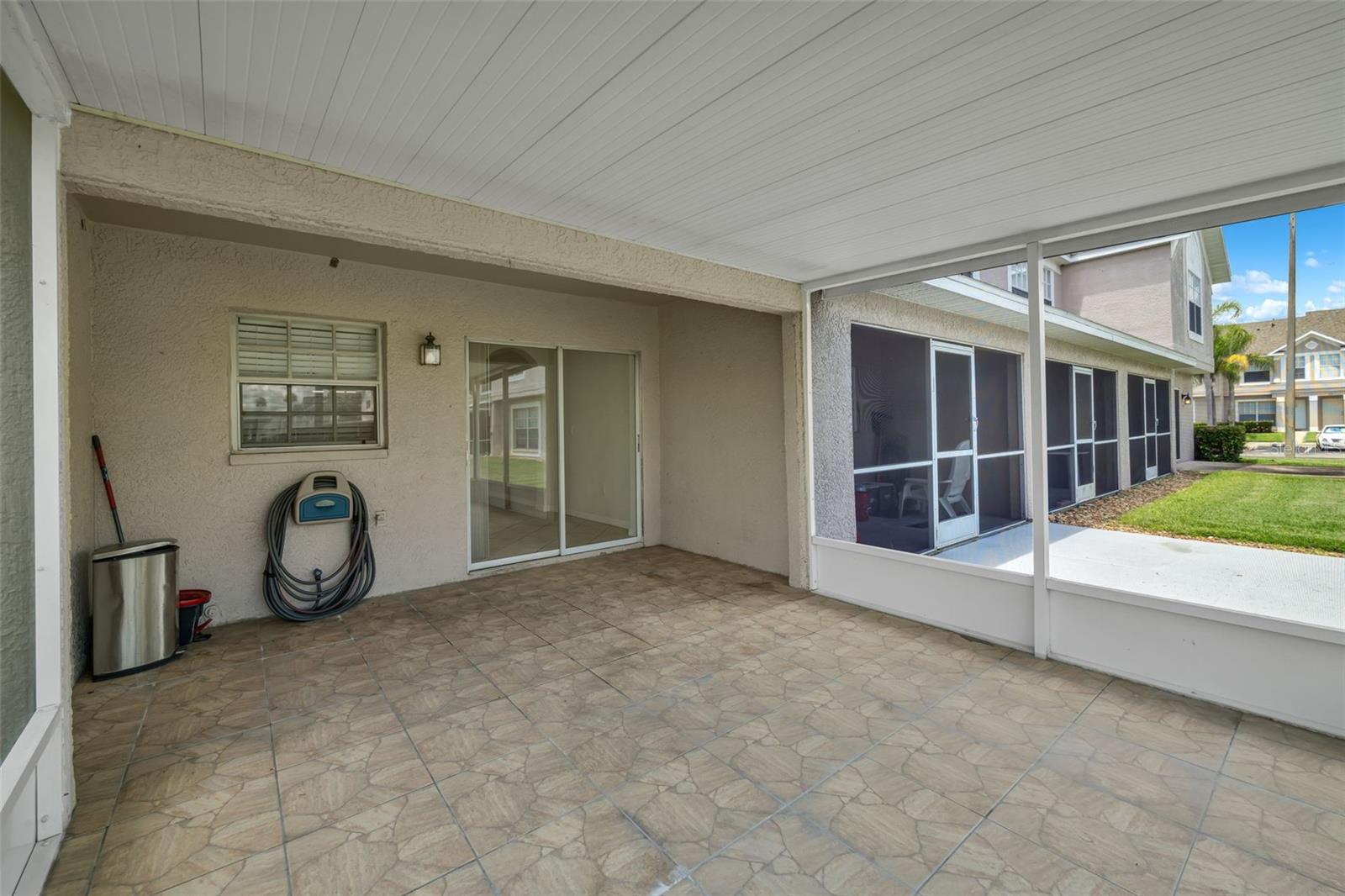 THE TOWNHOMES AT KENSINGTON PHASE E - Residential