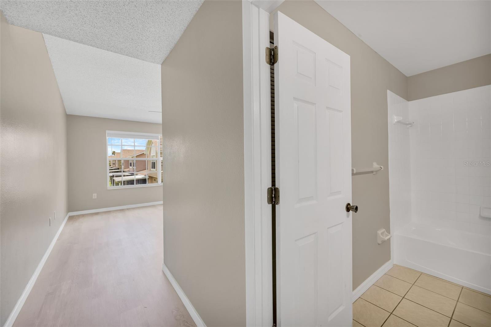 THE TOWNHOMES AT KENSINGTON PHASE E - Residential