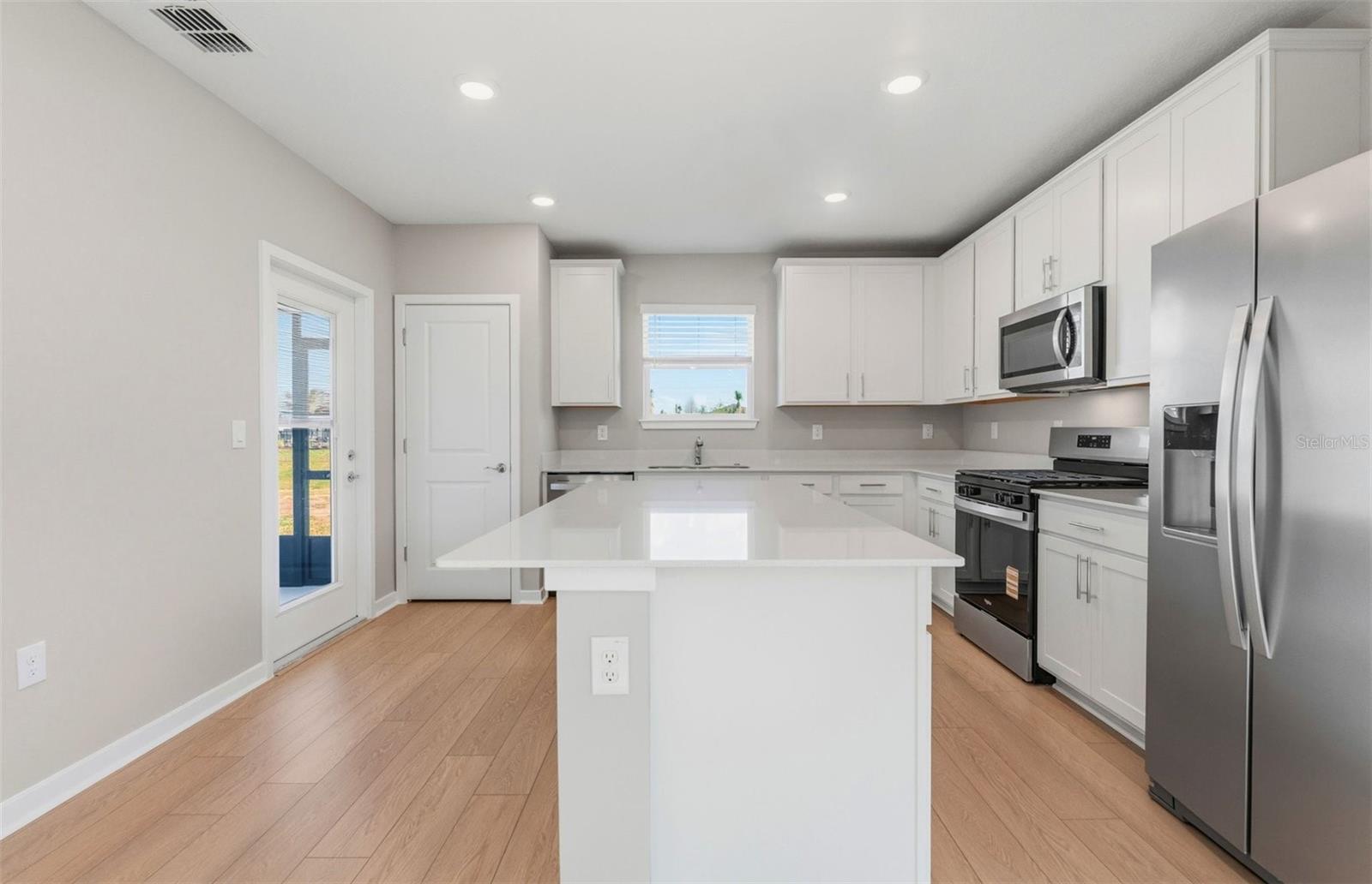 3045 WINDSWEPT WAY