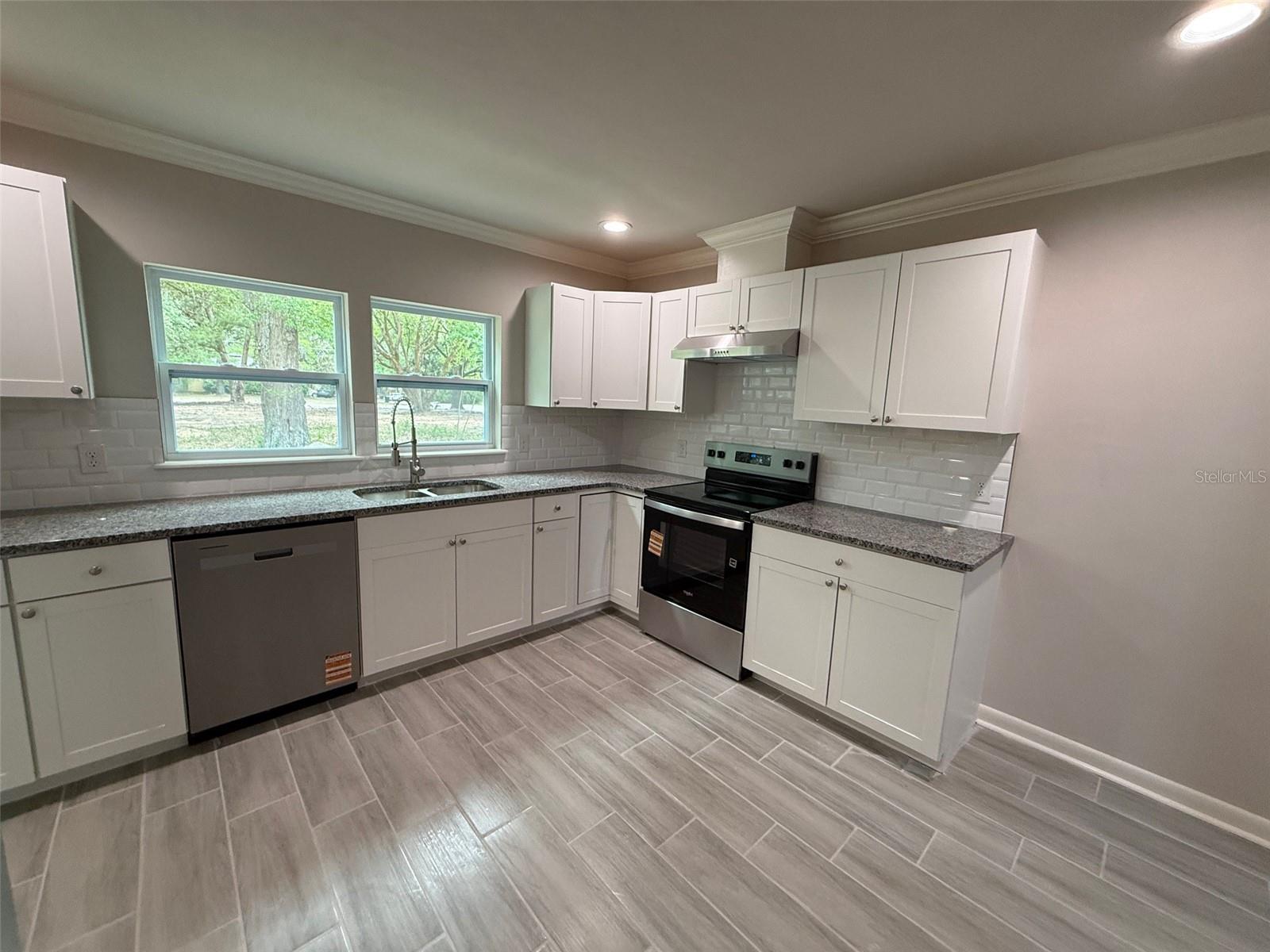 WOODLAND PARK - Residential