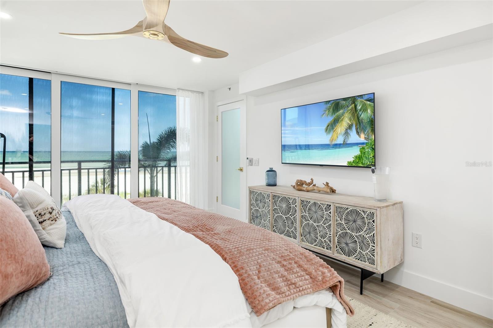 WHISPERING SANDS SEC 7 - Residential