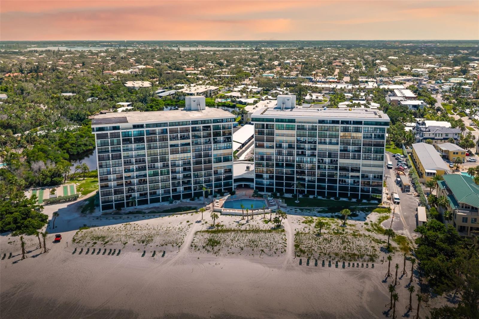 WHISPERING SANDS SEC 7 - Residential