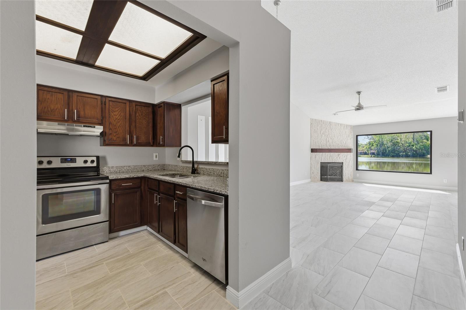 BROOKHAVEN - Residential