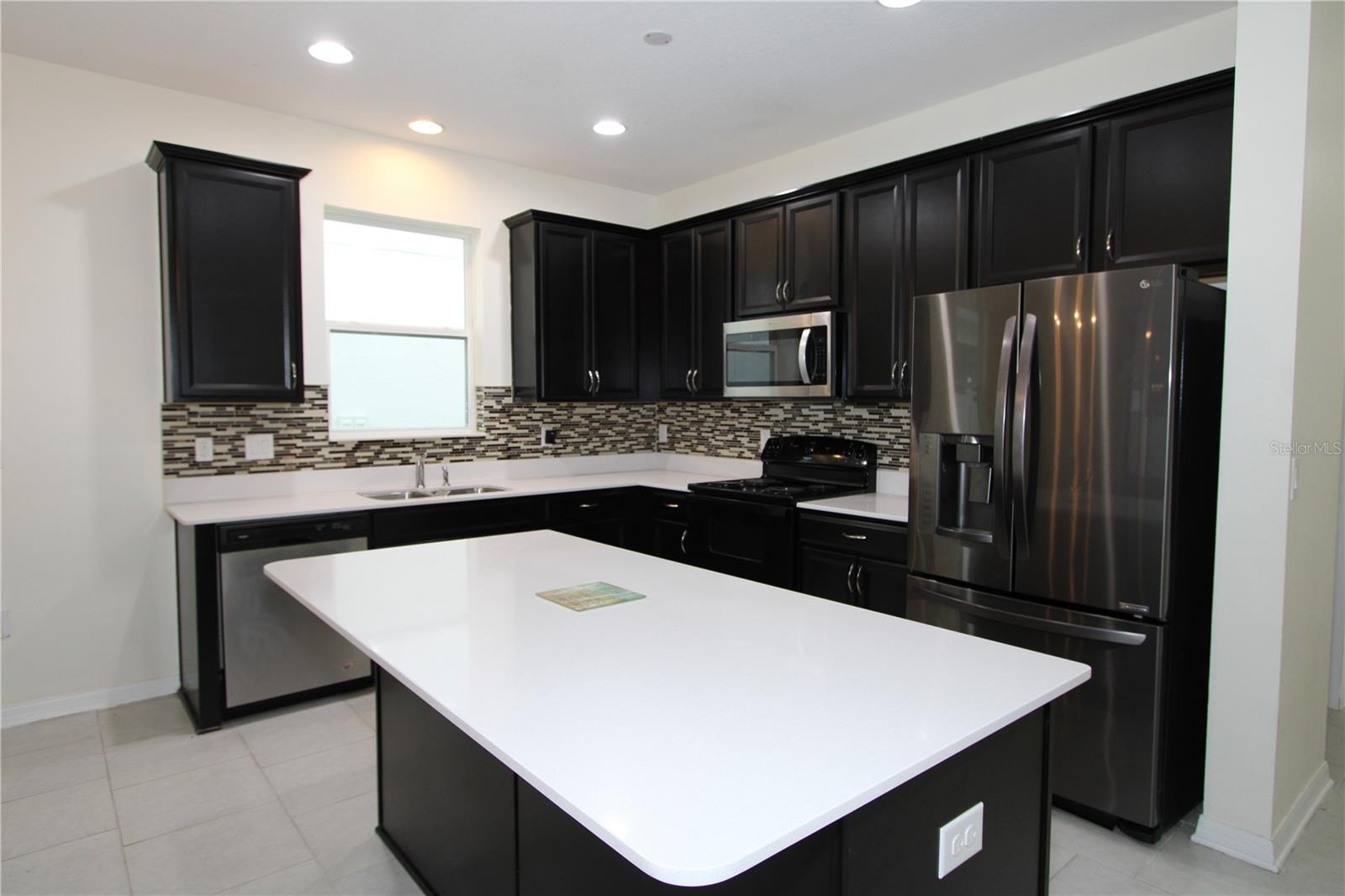 HIGHLAND MEADOWS PH 3 - Residential Lease