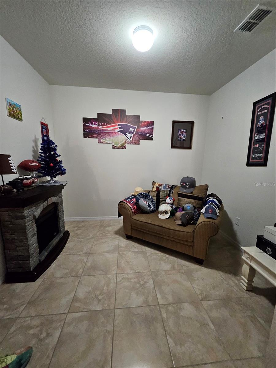 EAST LAKE PRESERVE PH 1 - Residential Lease