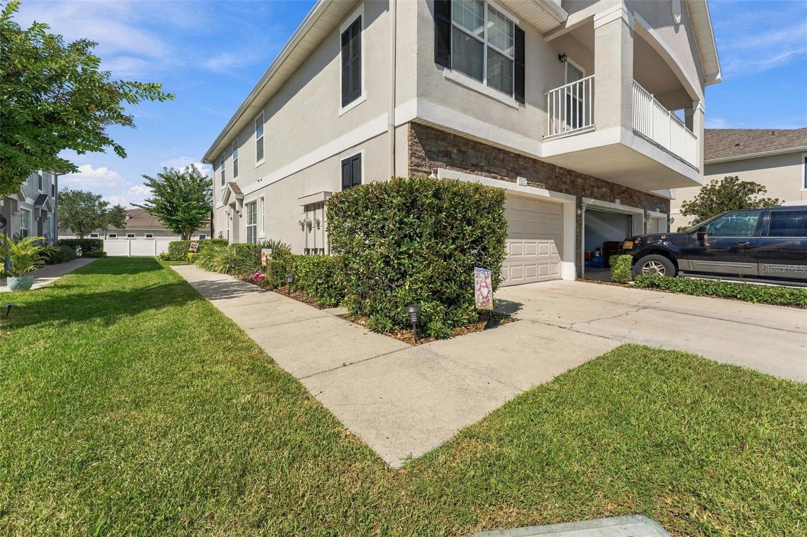 2333 TANBARK RIDGE PLACE