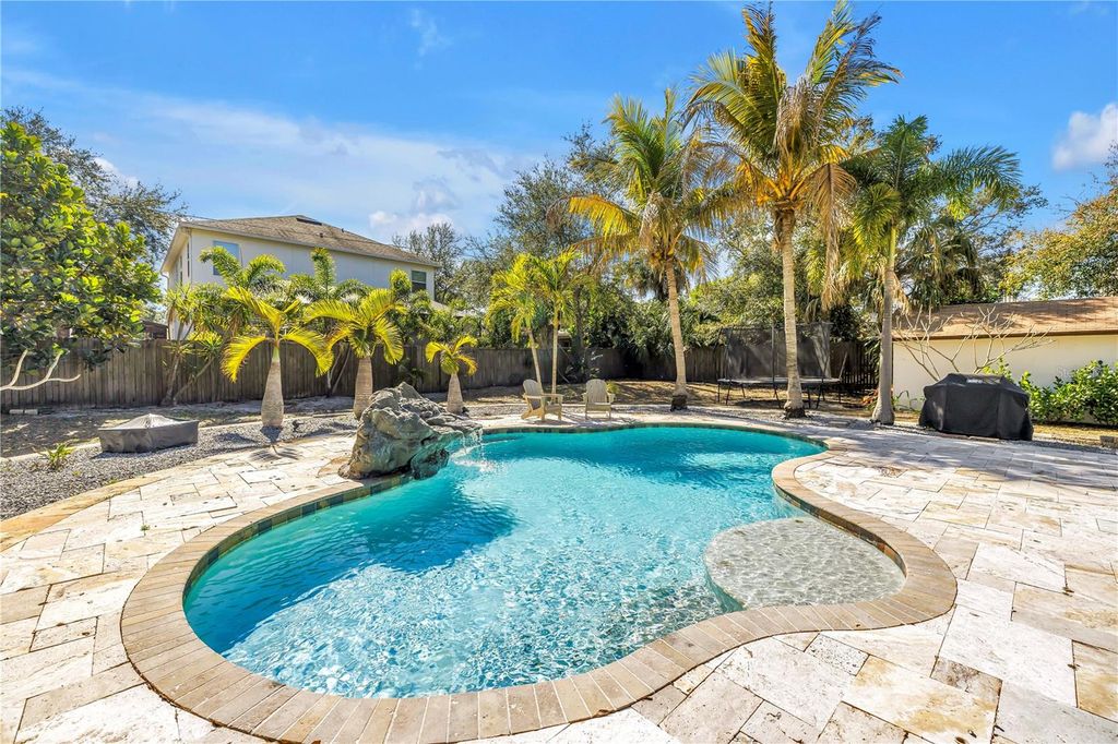 Photo of 2834 W Bay Haven Drive, Tampa, FL 33611 (MLS # TB8472827)