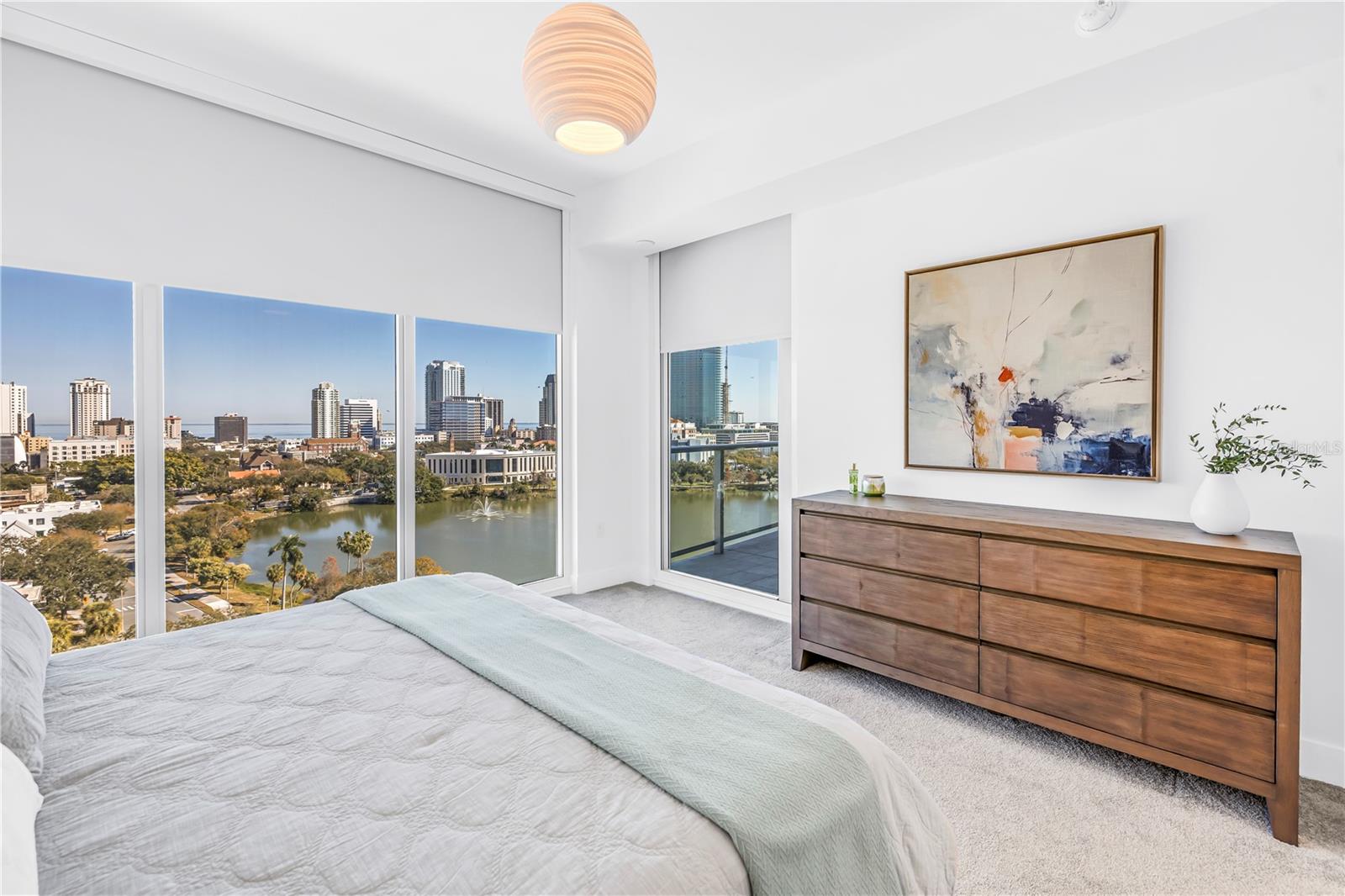 REFLECTION CONDO - Residential