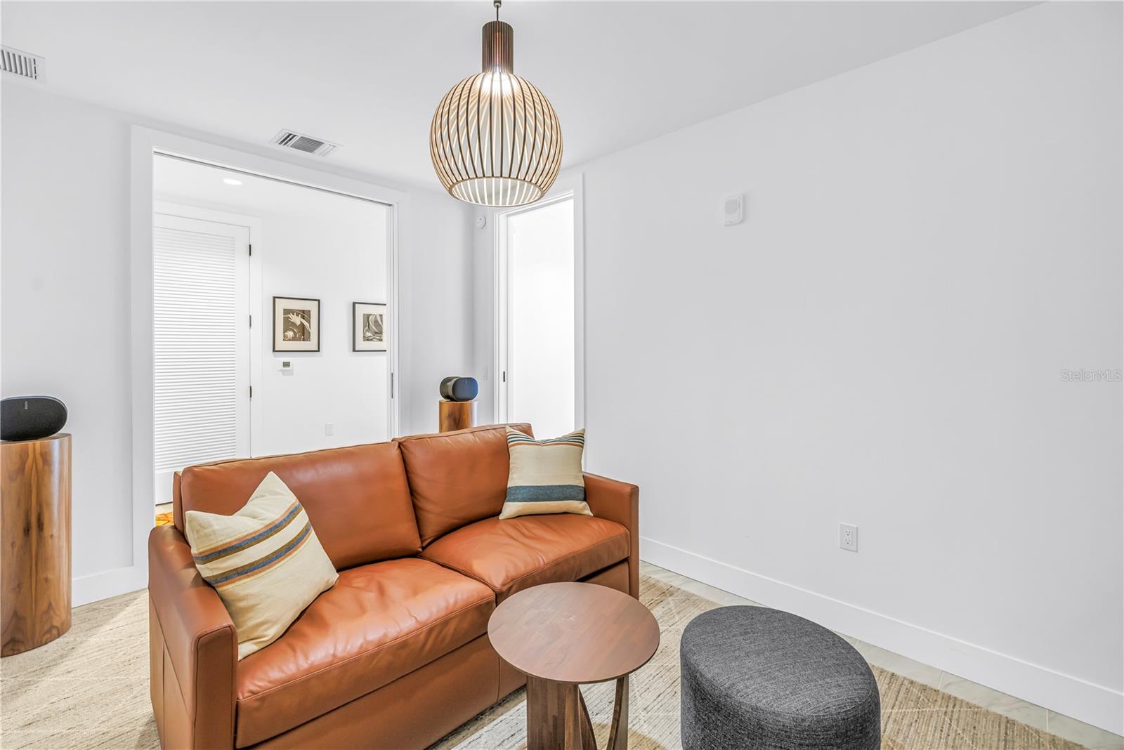 REFLECTION CONDO - Residential