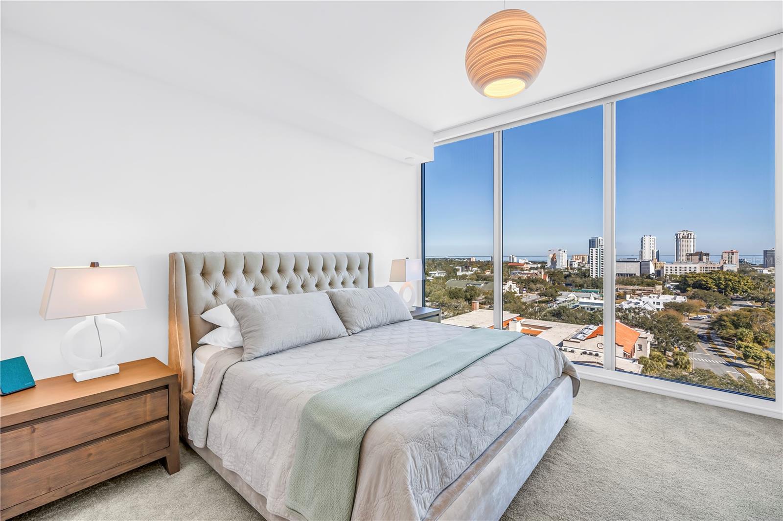 REFLECTION CONDO - Residential