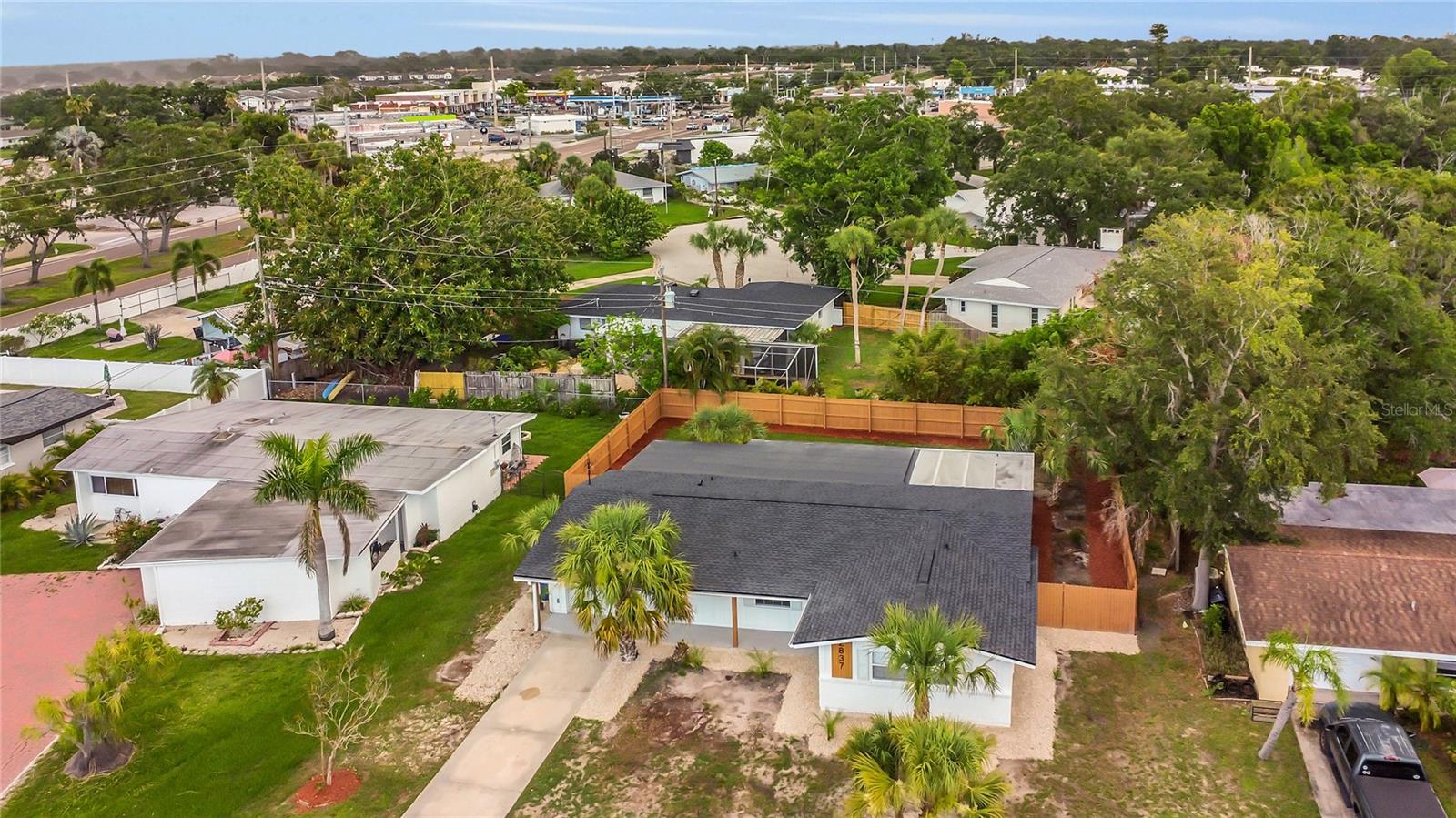 SOUTH GATE - Residential