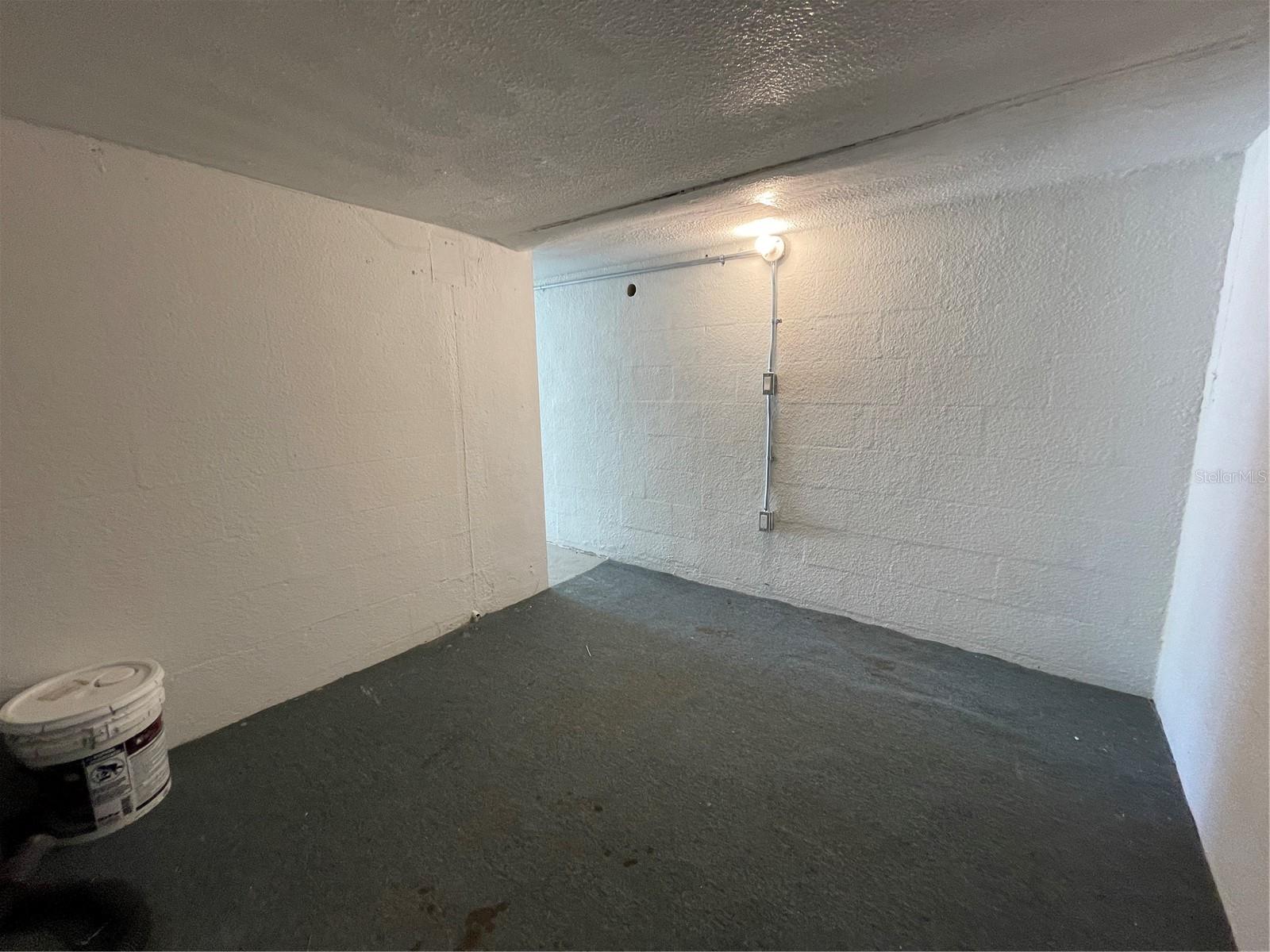 SOUTH GATE - Residential