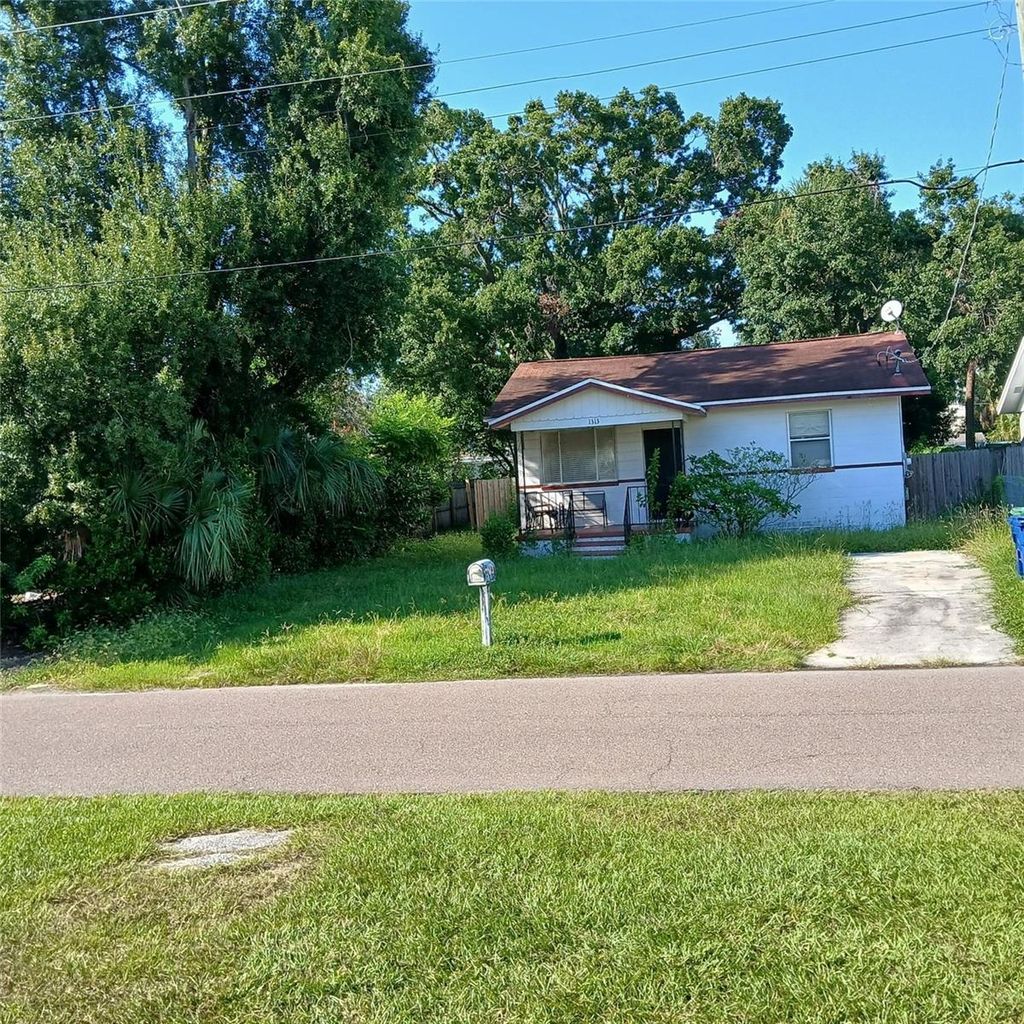Photo of 1313 Nassau Street, Tampa, FL 33607 (MLS # TB8443421)