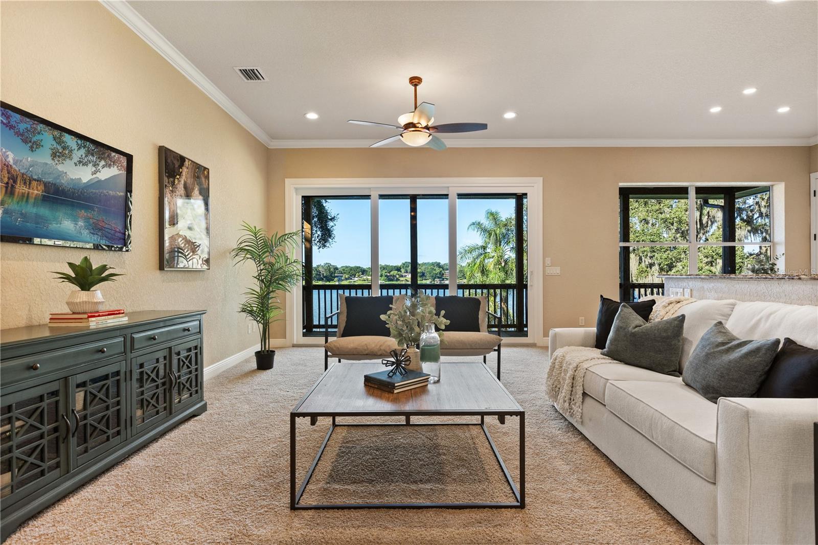 LAKEVIEW HEIGHTS - Residential Lease