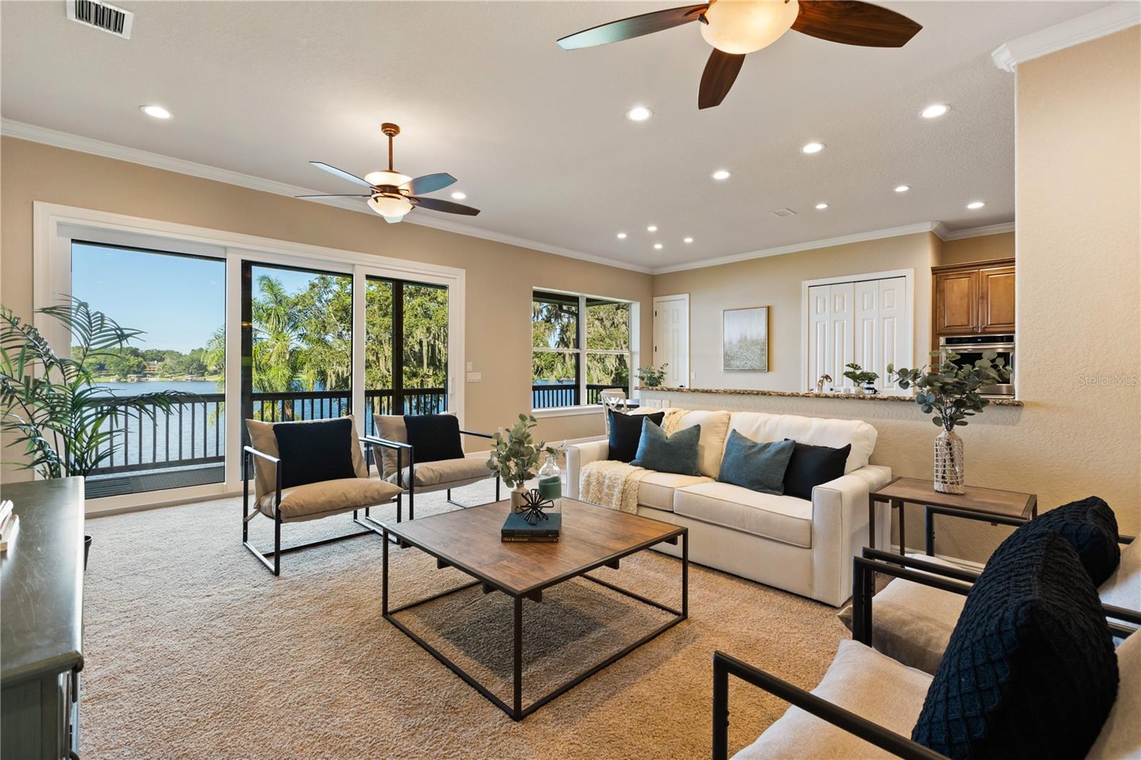 LAKEVIEW HEIGHTS - Residential Lease