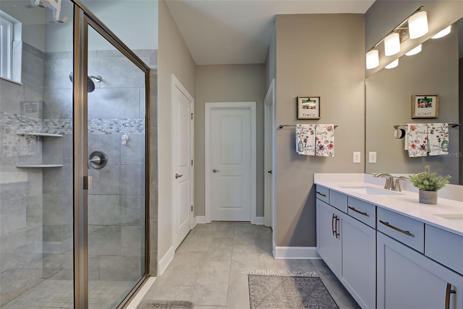 VENICE WOODLANDS PH 2B - Residential