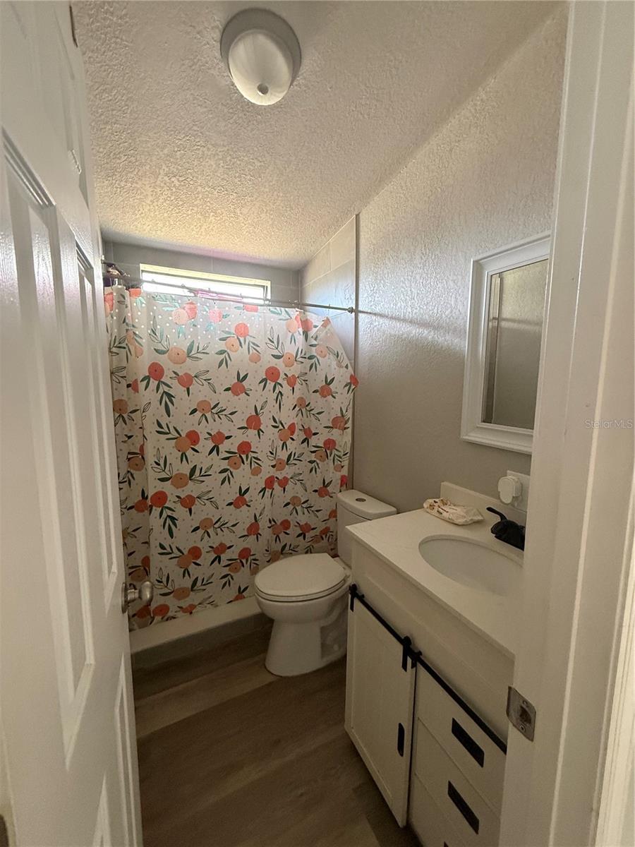 SHADY ACRES - Residential