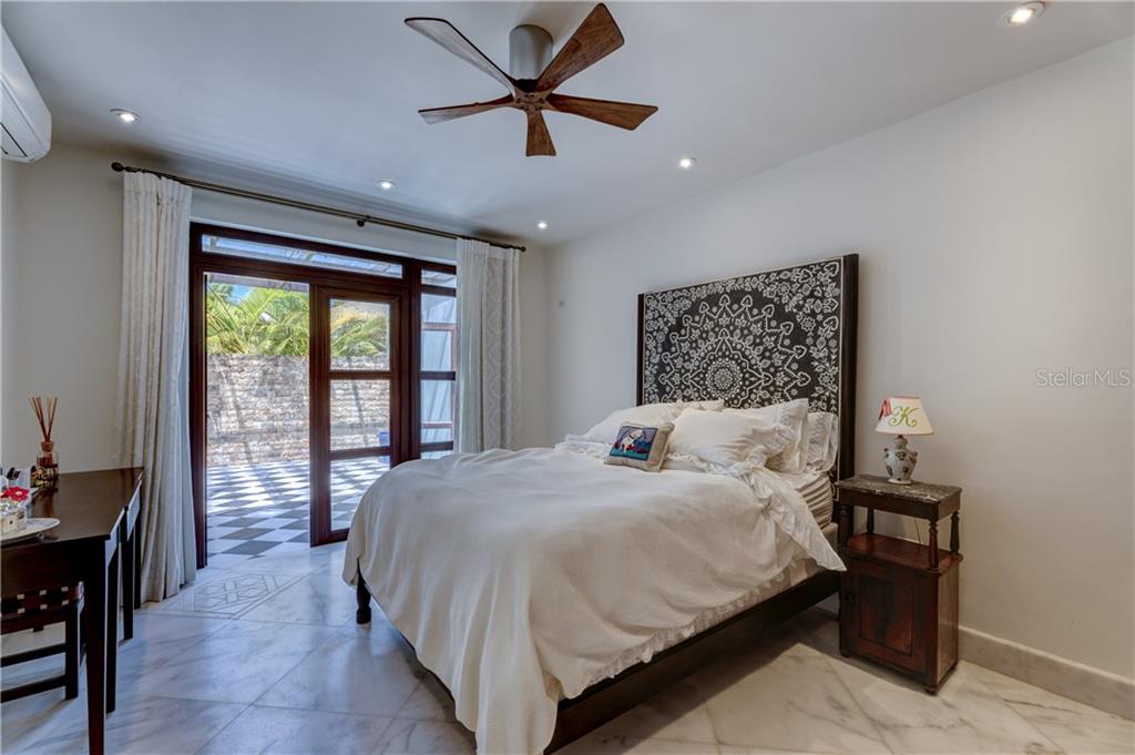 DORADO BEACH - Residential