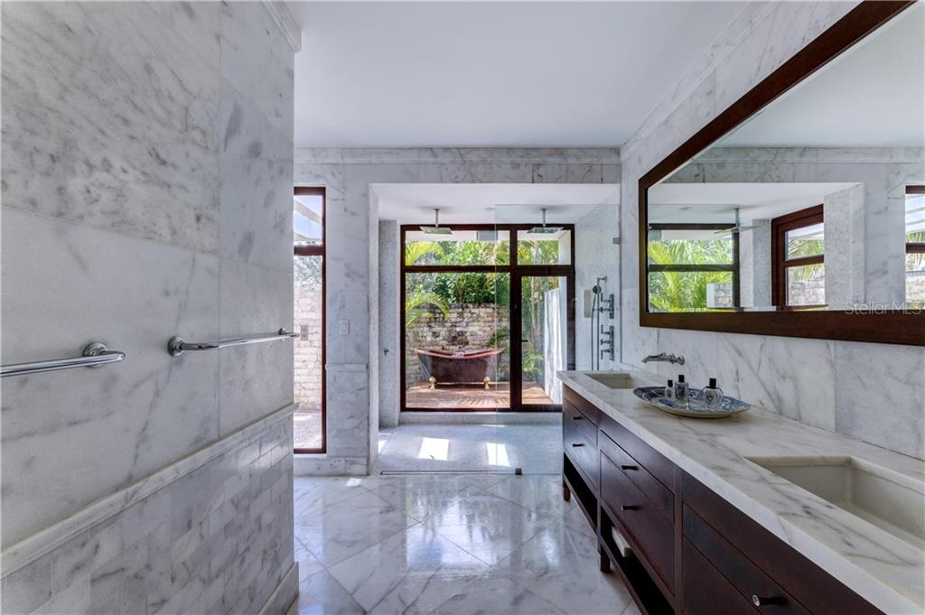 DORADO BEACH - Residential