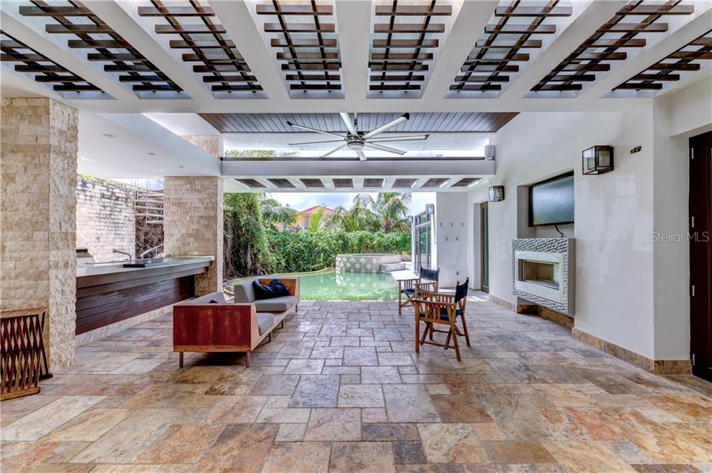 DORADO BEACH - Residential